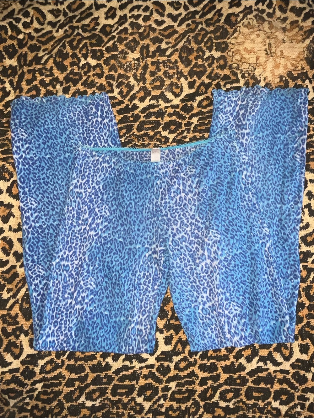 2000s La SENZA Blue Leopard Print pants